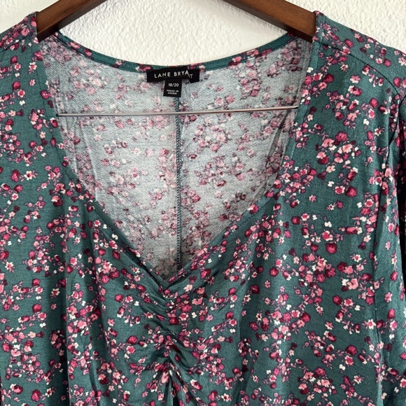 Sweetheart Neck Max Swing Tee Luna Floral Cinch Front Lane Bryant Size 18/20 - Picture 3 of 11